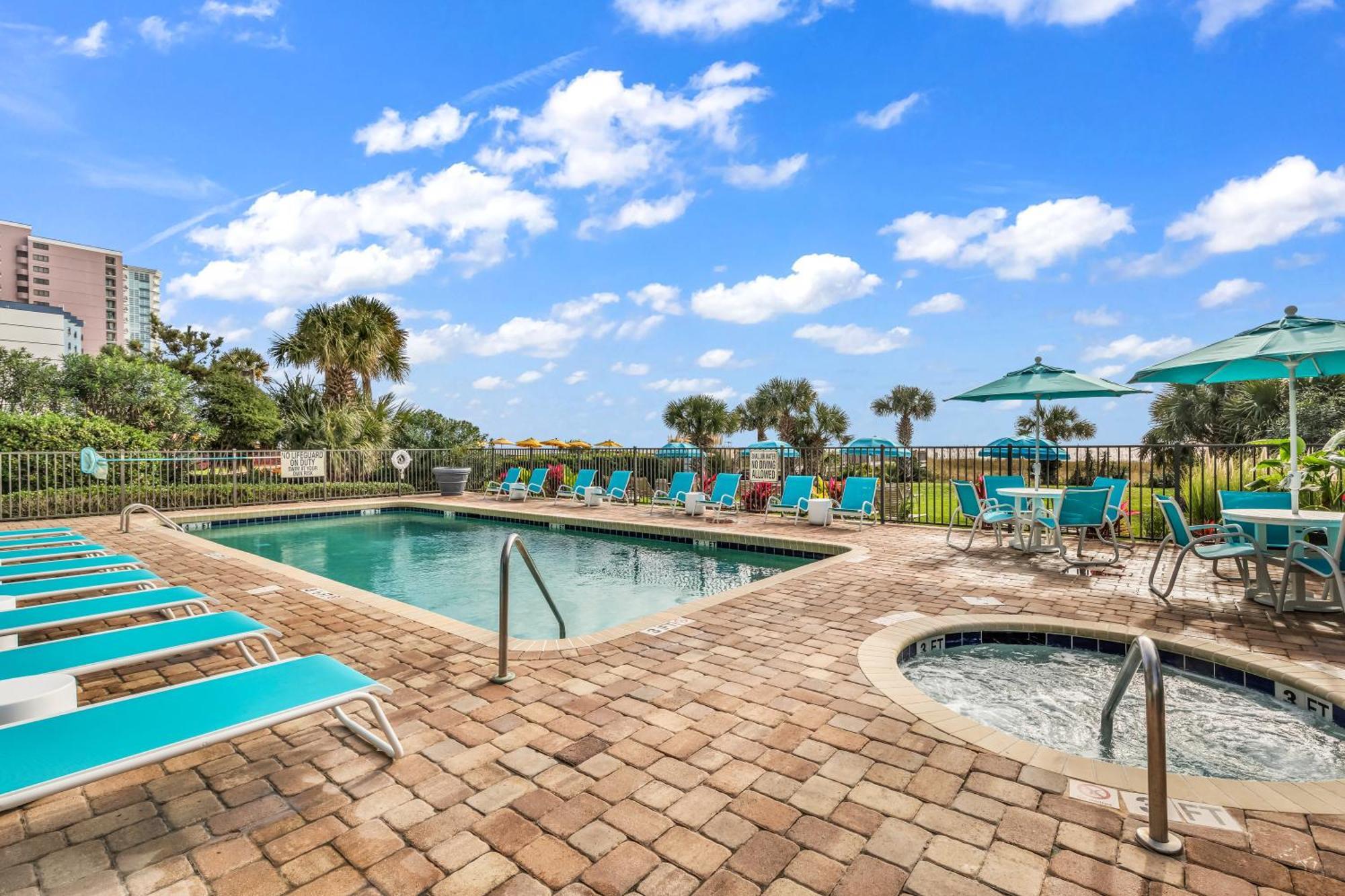 Ocean View Double Suite! Sleeps 4 Meridian Plaza 705 Миртъл Бийч Екстериор снимка